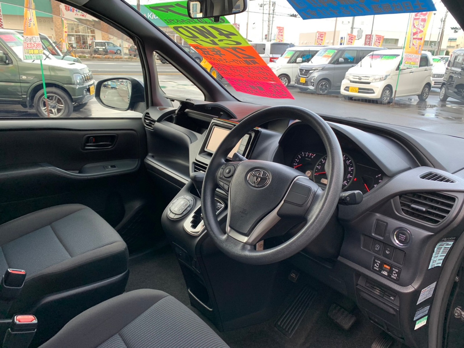 2015 Toyota Noah SI